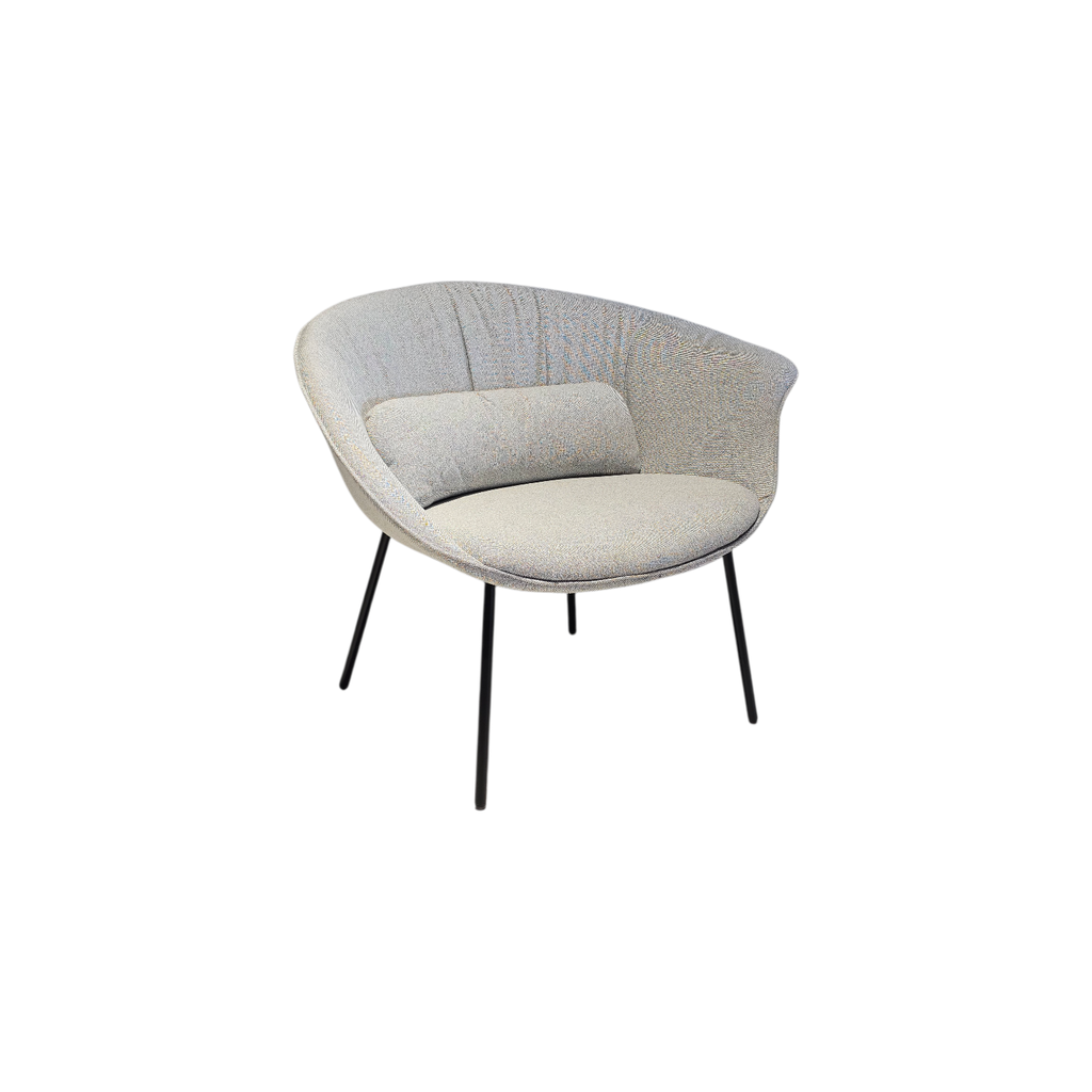 SILLA DC-S205A(V2), TAPIZADA EN TELA GRIS OSCURO SD659, PATAS EN METAL NEGRO, MEYCY HOME